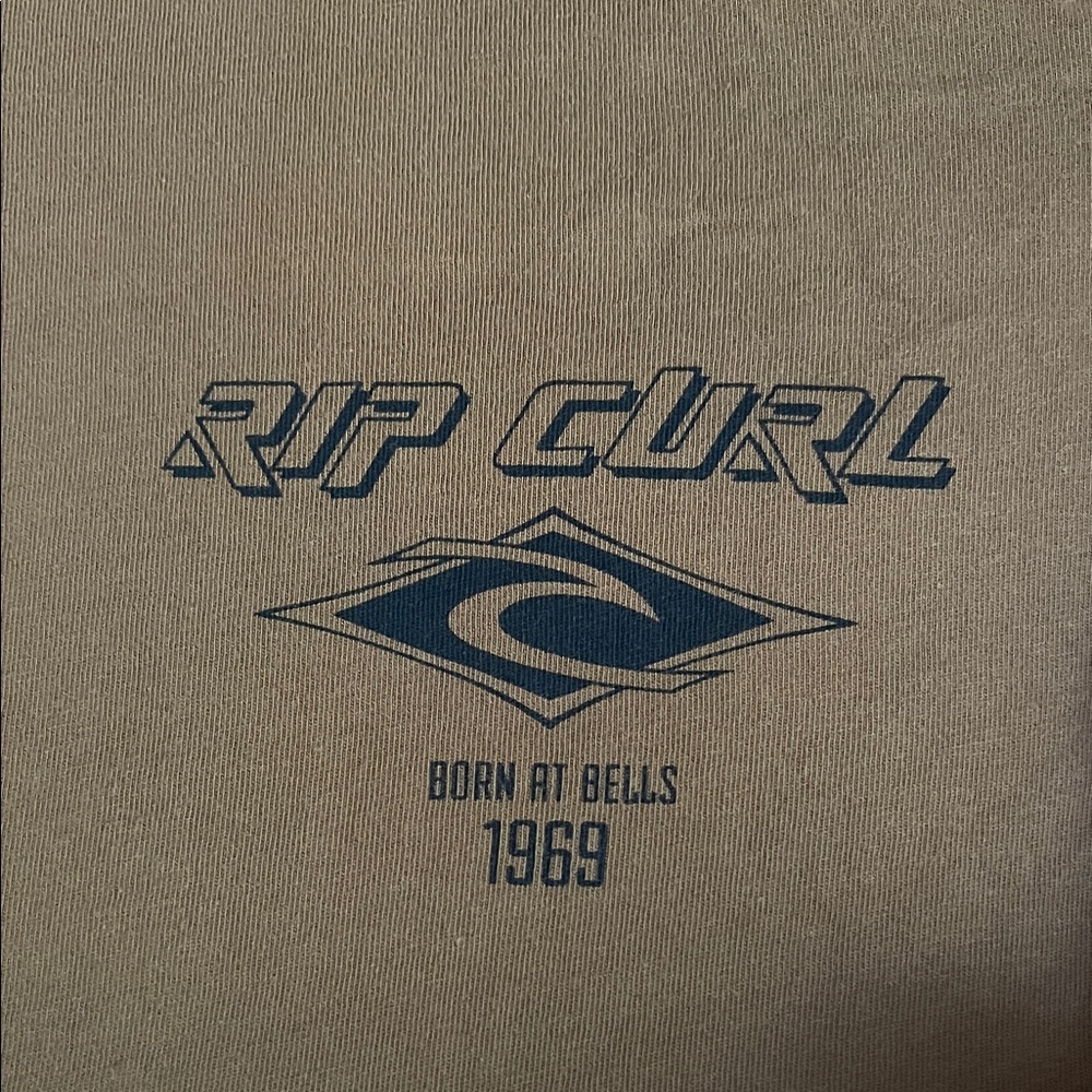 Rip Curl Khaki Tee with black Graphic Logo
